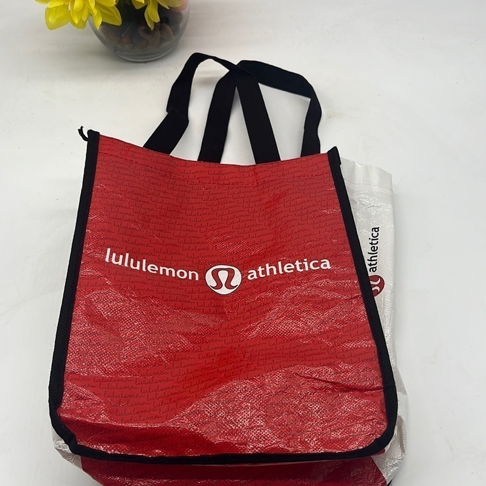 Lululemon Athletica red black white small reusable shopping bag